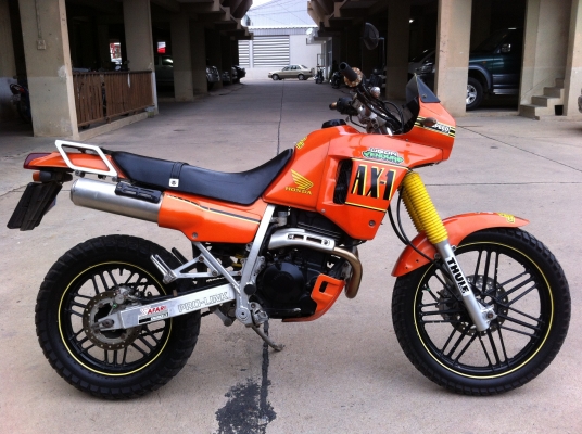 ขายรถมอไซค์ทัวร์ริ่งแนววิบาก Honda AX-1