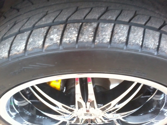 ล้อแม๊ก  22   6 รู  สภาพสวย  90  เปอร์เซ็นพร้อมยาง  ด่วน 38000  พร้อมส่ง 0817566460---0860017862