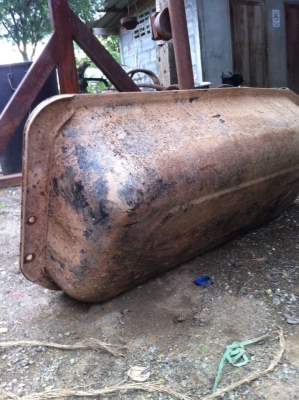 ขายถังน้ำมันToyotaม้ากระโดด LN40 ราคา 1000 บาท