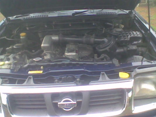 ขายกระบะนิสสันฟรอนเทีย ปี 42  เครื่อง 2.7 สีสวยพร้อมใช้