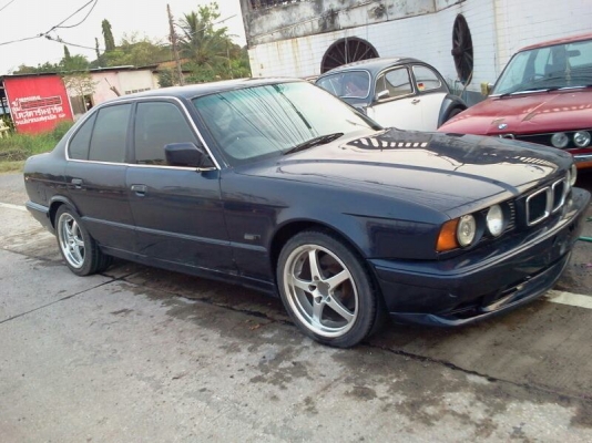 BMW E34 520i  เครื่อง 1jzเทอโบ แก็สLPG  ล้อ17&quot; ชุดโอนครบ