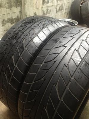 Nitto Nt555 235-50-18 ปี11 1คู่ ดอก85\%  สวยๆถูกๆ