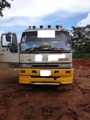 หัวลาก 10 ล้อ Hino 3mF หัวเก๋งบางเดิม  เครื่องแน่น คัซซีสวย เอกสารครบ