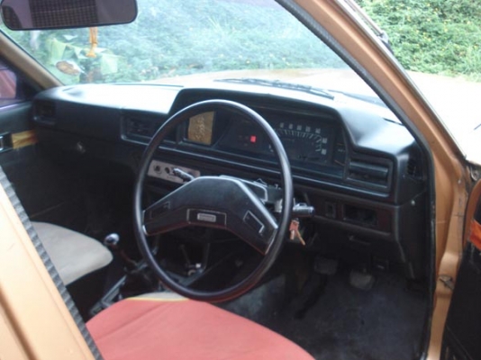 ขาย โตโยต้า RT100 สภาพเดิมๆเครื่องดีติดแก๊สแล้วพร้อมใช้ทะเบียนโอน 22000 ด่วนรับแลก