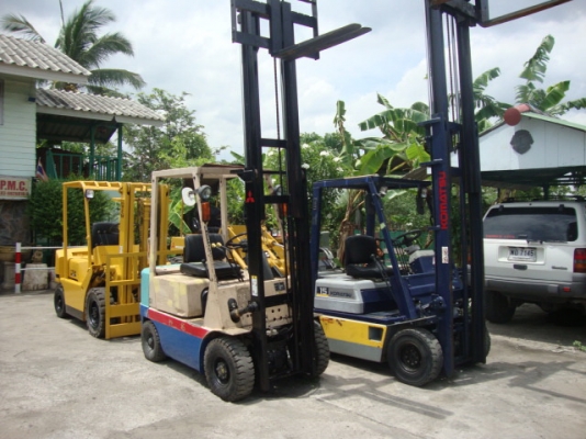 ขายรถโฟล์คลิฟท์ KOMATSU FG15-15 (รถนอกนำเข้า สภาพดี) เครื่องยนต์เบนซิน+แก๊ส เสาสูง 4 เมตร เกียร์ธรรมดา งาสไลด์ 1,070 มม. ยางตัน 4 ล้อ ขายรถโฟล์คลิฟท์ KOMATSU FG15-15 (รถนอกนำเข้า สภาพดี) เครื่องยนต์เบนซิน+แก๊ส เสาสูง 4 เมตร เกียร์ธรรมดา งาสไลด์ 1,070 มม. ยางตัน 4 ล้อ