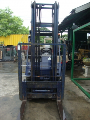 ขายรถโฟล์คลิฟท์ KOMATSU FG15-15 (รถนอกนำเข้า สภาพดี) เครื่องยนต์เบนซิน+แก๊ส เสาสูง 4 เมตร เกียร์ธรรมดา งาสไลด์ 1,070 มม. ยางตัน 4 ล้อ ขายรถโฟล์คลิฟท์ KOMATSU FG15-15 (รถนอกนำเข้า สภาพดี) เครื่องยนต์เบนซิน+แก๊ส เสาสูง 4 เมตร เกียร์ธรรมดา งาสไลด์ 1,070 มม. ยางตัน 4 ล้อ
