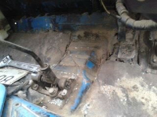 หกล้อกลาง(ดั้ม)TOYOTA  bu30 หนุ่มทางหลวง 85แรง สภาพสวยหัวบางเดิมๆ ราคาพอฟัง เอกสารทะเบียนครบ ภาษีไม่ขาด