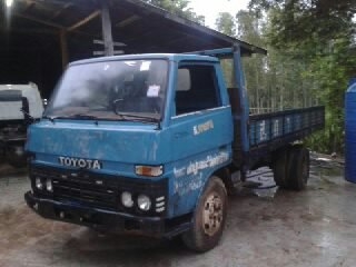 หกล้อกลาง(ดั้ม)TOYOTA  หนุ่มทางหลวงBU30เครือง 85แรง สภาพสวยหัวบางเดิมๆ ราคาพอฟัง เอกสารทะเบียนครบ ภาษีไม่ขาด