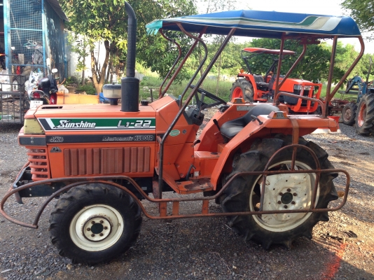 ขายL1-22 รถเข้าร่องอ้อยคับ