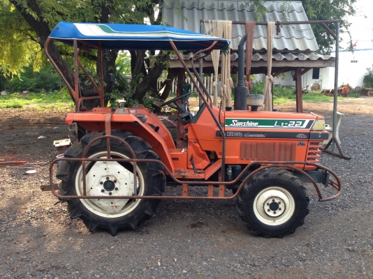 ขายL1-22 รถเข้าร่องอ้อยคับ