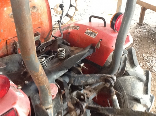 ขายด่วนรถไถนาหนั้งขับ 14แรงอุปกรณ์3ชิ้นสภาพสวยพร้อมใช้งาน ไม่ต้องหมุนสตาทมือสบายครับ ขายด่วนรถไถนาหนั้งขับ 14แรงอุปกรณ์3ชิ้นสภาพสวยพร้อมใช้งาน ไม่ต้องหมุนสตาทมือสบายครับ