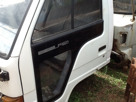 ขายด่วนหัวNKR หัวนอกครับเก็บสีนิดหน่อยอุปกรณ์ครบ