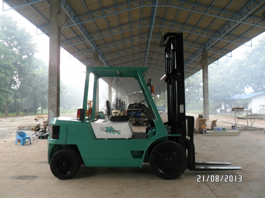 ขายด่วนโฟร์คลิฟท์ขนาด3.5ตันMITSUBISHIเสาสูง4.5เมตรสวยมากนำเข้าจากญี่ปุ่น