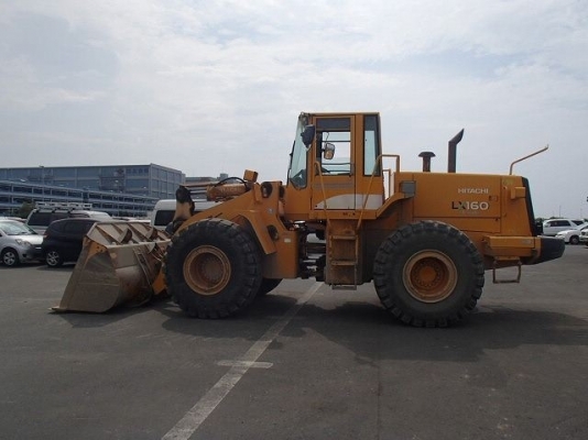 รถตัก HITACHI LX160-7 (เทียบเท่า TCM L32-2) เก่าญี่ปุ่น ราคาพิเศษ !!!!