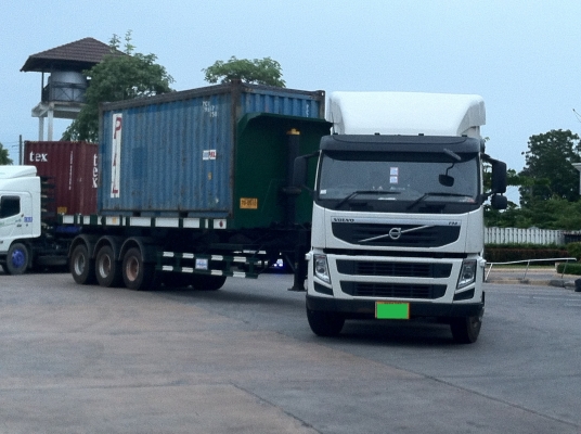 ขายหัวลากVolvo fm11+หางสามเพลา