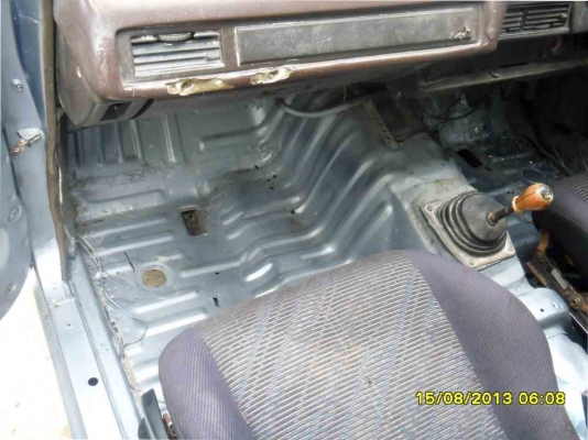 ขายหรือแลก TOYOTA  KE70 ขาย 28,000 บาทครับ