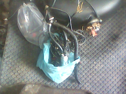 ขายชุดแก๊สหัวฉีด6สูบ+ถังโดนัท58ลิตร