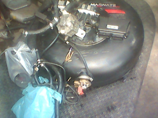 ขายชุดแก๊สหัวฉีด6สูบ+ถังโดนัท58ลิตร