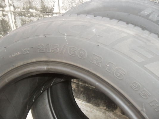 ยาง MICHELIN VIVACY 215/60R16 ปี10 สวยๆ 4 เส้น ราคา 1800 บาท