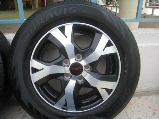 ขายล้อแม็ก Vigo TRD ป้ายแดง 16"x6.5" et40 5รู114.3 + ยาง ปี13 สนใจติดต่อเล็กคลองสามครับ (081-3747940)
