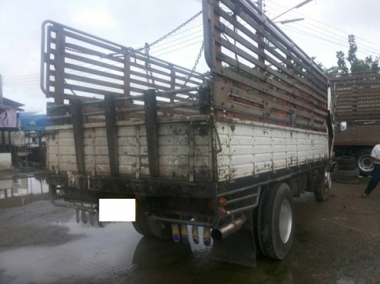 ขายรถ 6 ล้อ isuzu ยาว 5.5 เมตร รถพร้อมใช้งาน เอกสารครบ