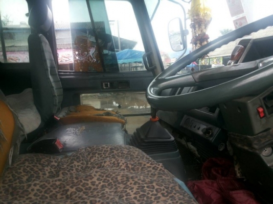 ขายรถ 6 ล้อ isuzu ยาว 5.5 เมตร รถพร้อมใช้งาน เอกสารครบ