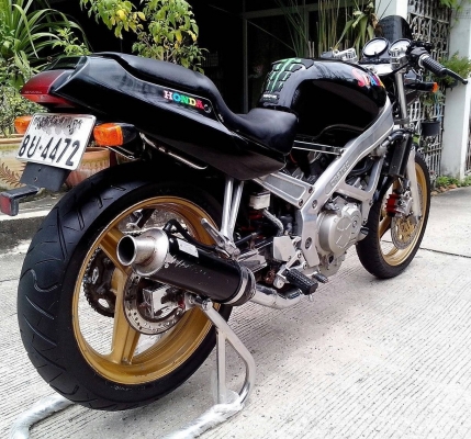 เก็บลายละเอียดให้แล้วคัฟ Honda sapada250 เล่มทะเบียนโอนแต่ขาดต่อ