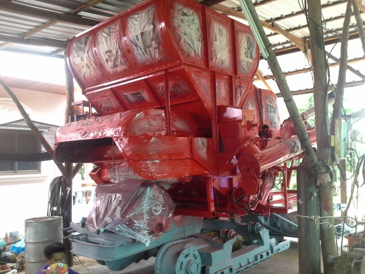 ใกล้เสร็จแล้วครับ สนใจรีบรับจองครับ  KM 48  12 HT  ISUZU+turbo (235 แรง) ปั้ม Dykin 23 อุ้ม 2.5 ตั้น เลดทั้งคัน โซ่ D2  48 ข้อ โรลเลอร์ D2   คัน ลื้อลงหมดแล้วครับ