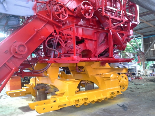 ใกล้เสร็จแล้วครับ สนใจรีบรับจองครับ  KM 48  12 HT  ISUZU+turbo (235 แรง) ปั้ม Dykin 23 อุ้ม 2.5 ตั้น เลดทั้งคัน โซ่ D2  48 ข้อ โรลเลอร์ D2   คัน ลื้อลงหมดแล้วครับ