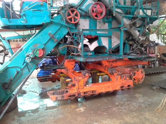 ใกล้เสร็จแล้วครับ สนใจรีบรับจองครับ  KM 48  12 HT  ISUZU+turbo (235 แรง) ปั้ม Dykin 23 อุ้ม 2.5 ตั้น เลดทั้งคัน โซ่ D2  48 ข้อ โรลเลอร์ D2   คัน ลื้อลงหมดแล้วครับ