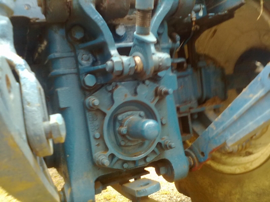 ขายรถไถ MT 70 แรง พวงมาลัยพาวเวอร์ ล้อหลังปรับกว้างแคบได้