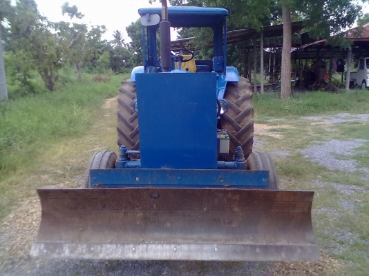 ขายรถไถ MT 70 แรง พวงมาลัยพาวเวอร์ ล้อหลังปรับกว้างแคบได้