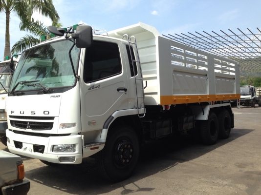 270 CC FUSO TRUCK พร้อมกะบะมีจำนวนจำกัด