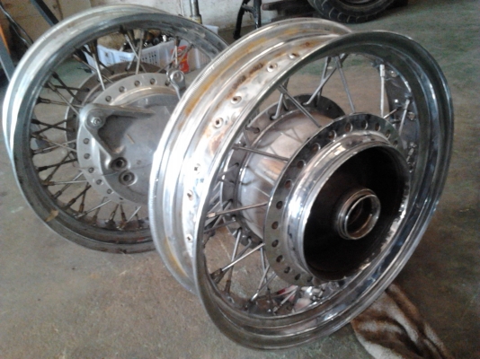 ขาย เครื่อง steed 400 ราคา 16000  บาท สภาพพร้อมใช้