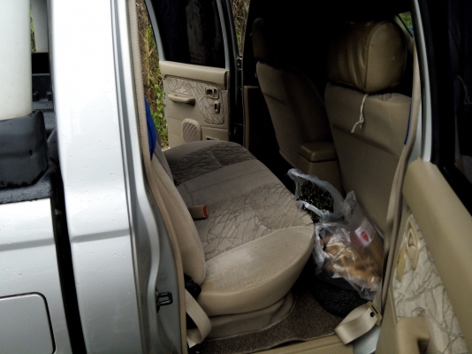 ขายฟรอนเทียร์ สี่ประตู รถสวยมาก เดิมๆครับ ออฟชั่นครบ พร้อมใช้งาน