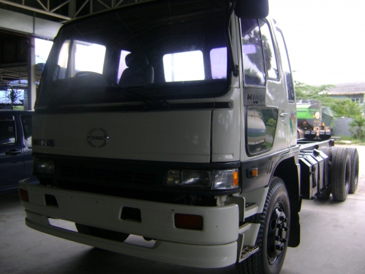 ขาย 10 ล้อ เพลาเดียว เครื่อง 195 แรง รถห้างแท้ ปี96