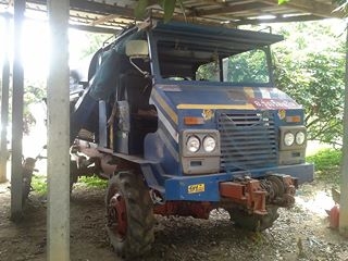 ขายรถสีข้าวโพด 4WD เครื่อง HINO 6สูบ วินหน้า-หลัง ขนาด 9 ฟุต ขายรถสีข้าวโพด 4WD เครื่อง HINO 6สูบ วินหน้า-หลัง ขนาด 9 ฟุต