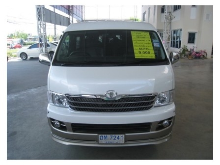 TOYOTA VENTURY 2.7 ปี 10 AUTO S รถตู้ถูกราคาพิเศษ