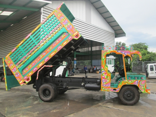 รถอีแต๋น