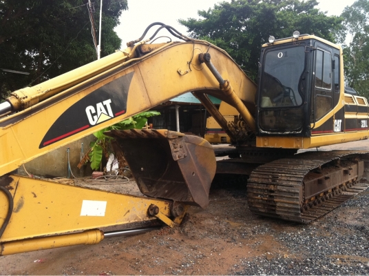 แบคโฮ CAT-320L