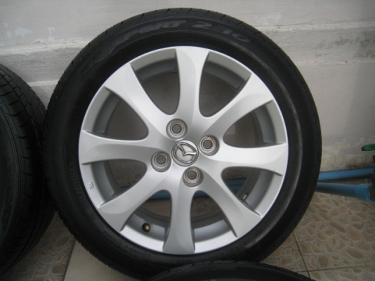 ขายล้อแม็ก Mazda 2 15"x6" et45 4รู100 +ยางปี4512 ล้อแม็กมีรอยอยู่ 2วงตามรูปครับ  สนใจติดต่อเล็กคลองสามครับ (081-3747940)