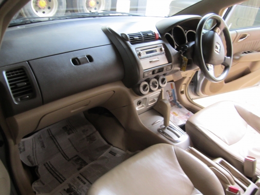 ขายด่วน HONDA CITY ZX ปี 2006 1500 cc ขายด่วน HONDA CITY ZX ปี 2006 1500 cc