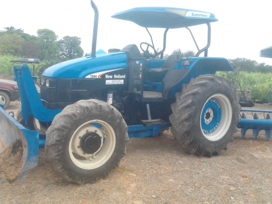 รถแทรกเตอร์ Ford TS90