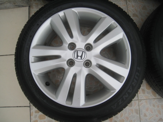 ขายล้อแม็ก Honda Jazz 16"x6" et53 4รู100 +ยาง ปี 10  สนใจติดต่อ เล็กคลองสามครับ (081-3747940)