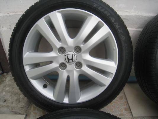 ขายล้อแม็ก Honda Jazz 16"x6" et53 4รู100 +ยาง ปี 10  สนใจติดต่อ เล็กคลองสามครับ (081-3747940)