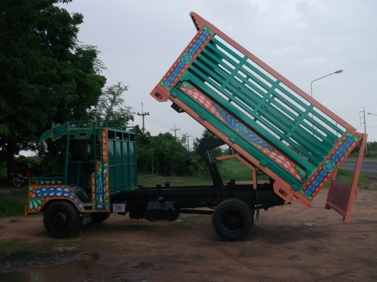 รถอีแต๋น