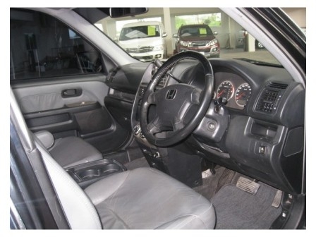 CR-V ตัว TOP 2.0 i-VTEC ใช้เงิน ออกรถ 9,000 CR-V ตัว TOP 2.0 i-VTEC ใช้เงิน ออกรถ 9,000