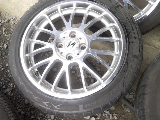 ล้อjapan ขอบ16 4รู 100พร้อมยาง 205-45-17 ราคา8000บาท