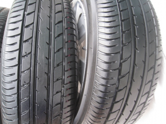 ขายล้อแม็ก Toyota vios ป้ายแดง 15"x5.5" et45 4รู100 +ยางปี13  สนใจติดต่อ เล็กคลองสามครับ (081-3747940)