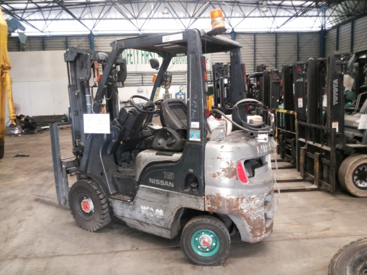 ขายรถฟอร์คลิฟท์มือสอง Nissan 1.5T LPG ราคาถูก สนใจโทร 083 081 2889